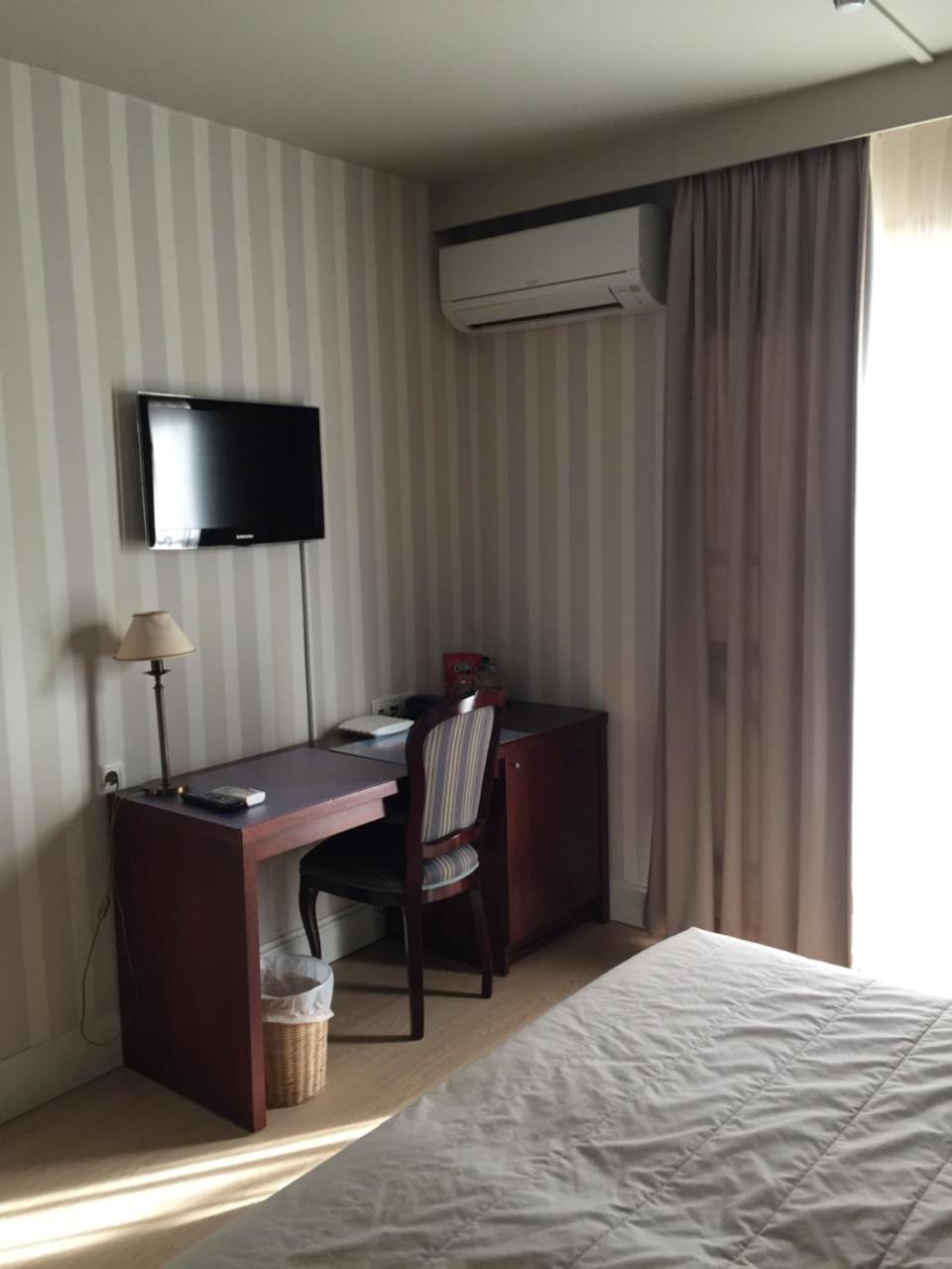 Hotel Prelude Knesselare Екстер'єр фото